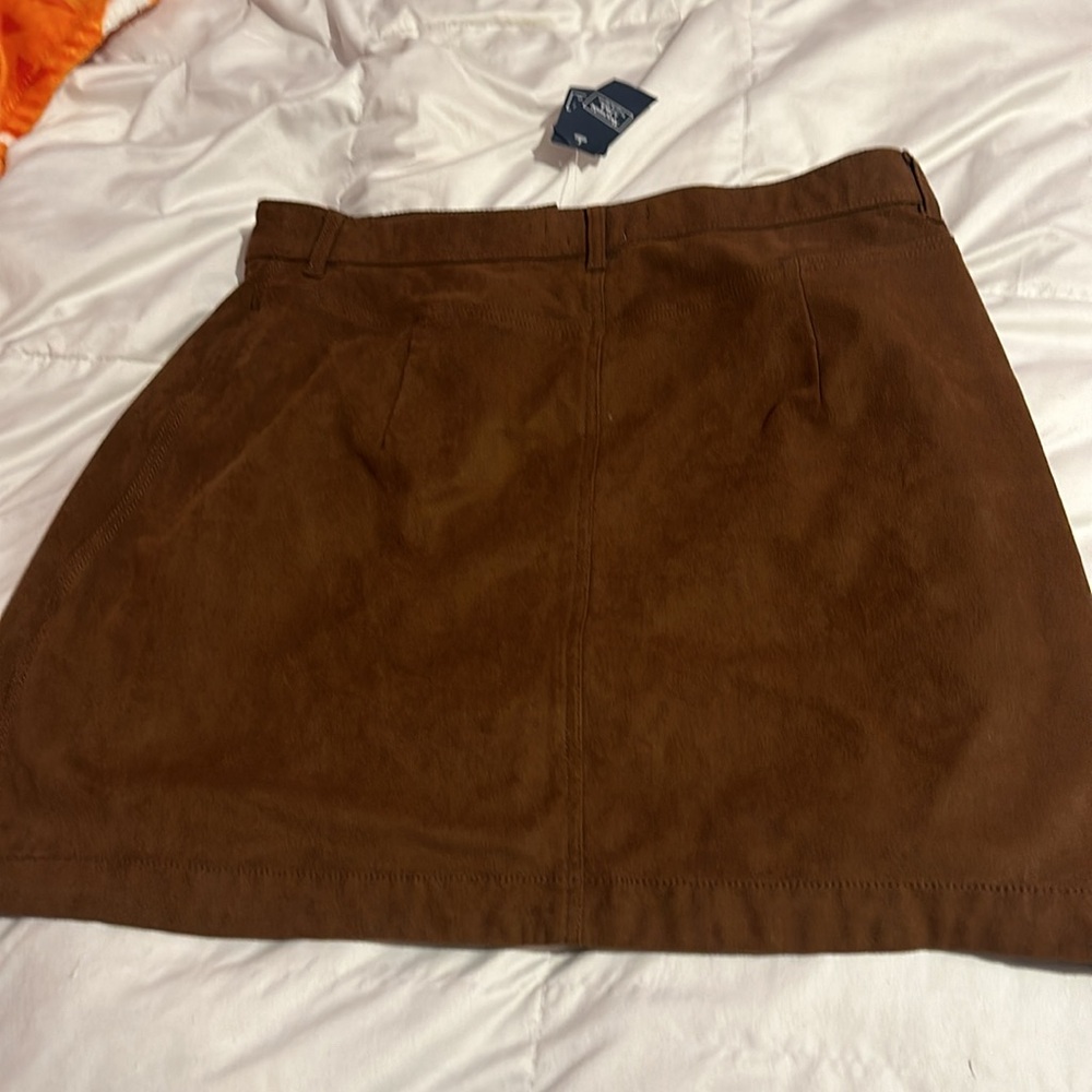 Abercrombie vegan suede skirt - Picture 4 of 5